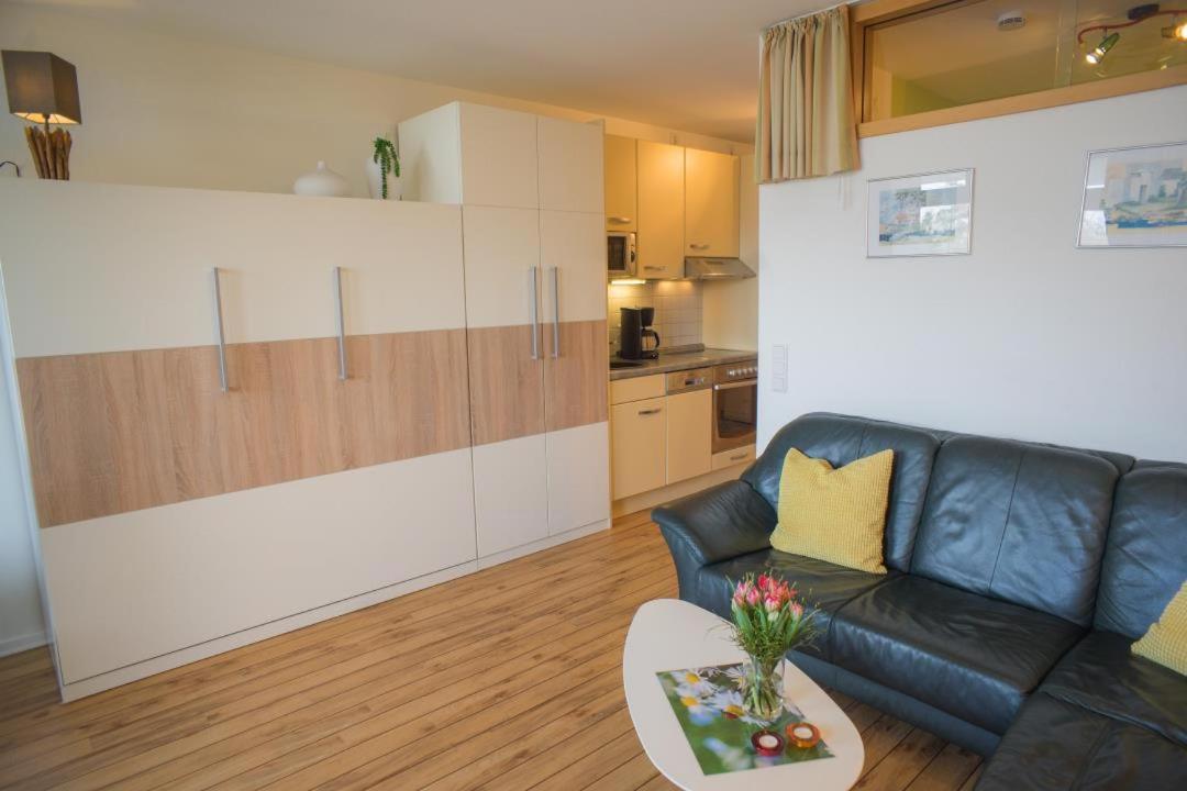 Hafenblick - Mit Balkon & Strandkorb Am Suedstrand Fehmarn Exterior foto